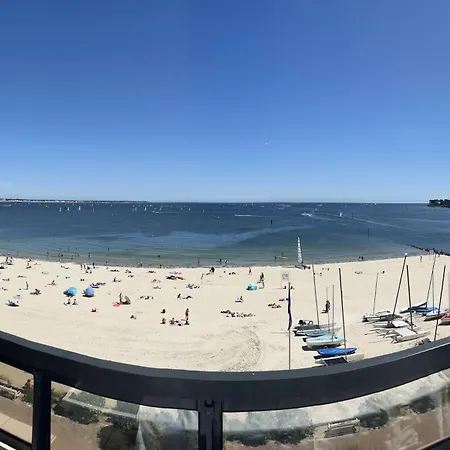 Magnifique Terrasse Plein Ciel Pieds Dans L'eau